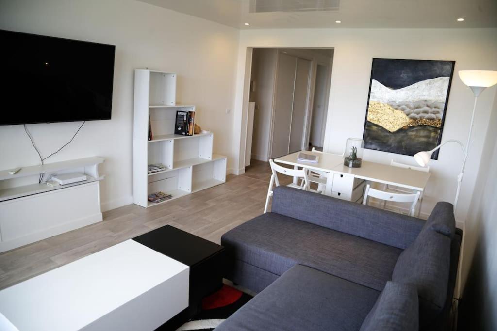 Апартаменты Le Refuge Blesois Avec Parking Prive - Blesois Refuge With Private Parking Блуа Экстерьер фото
